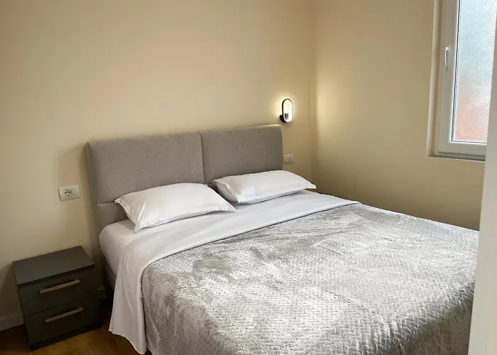 Wanderlust Bazaar * Tirana