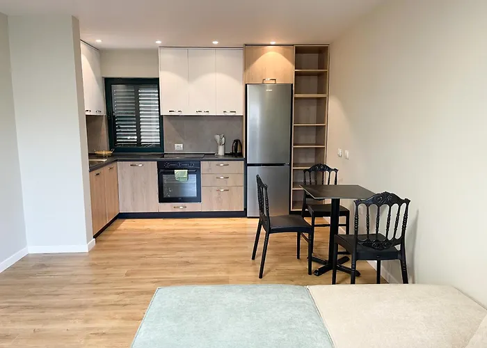 Wanderlust Bazaar * Tirana