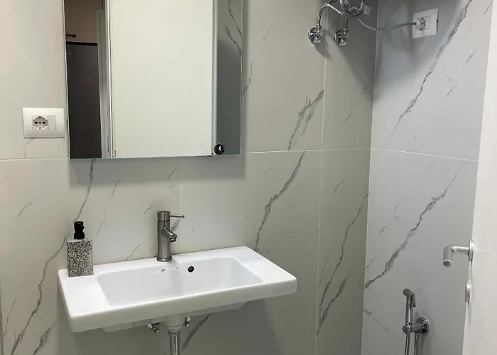 Apartment Wanderlust Bazaar Tirana